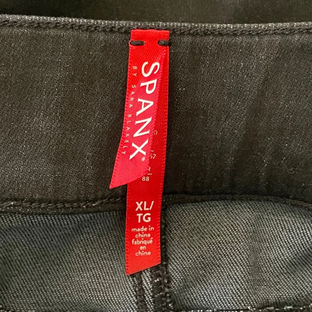 Spanx Black Distressed Skinny Jeans Pull On High Waist Frayed Hem Womens XL TG‎